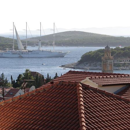 Apartments Curin Hvar Town Exterior foto